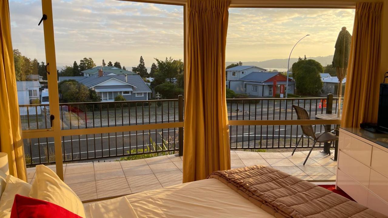 Chantillys Motor Lodge Таупо Экстерьер фото