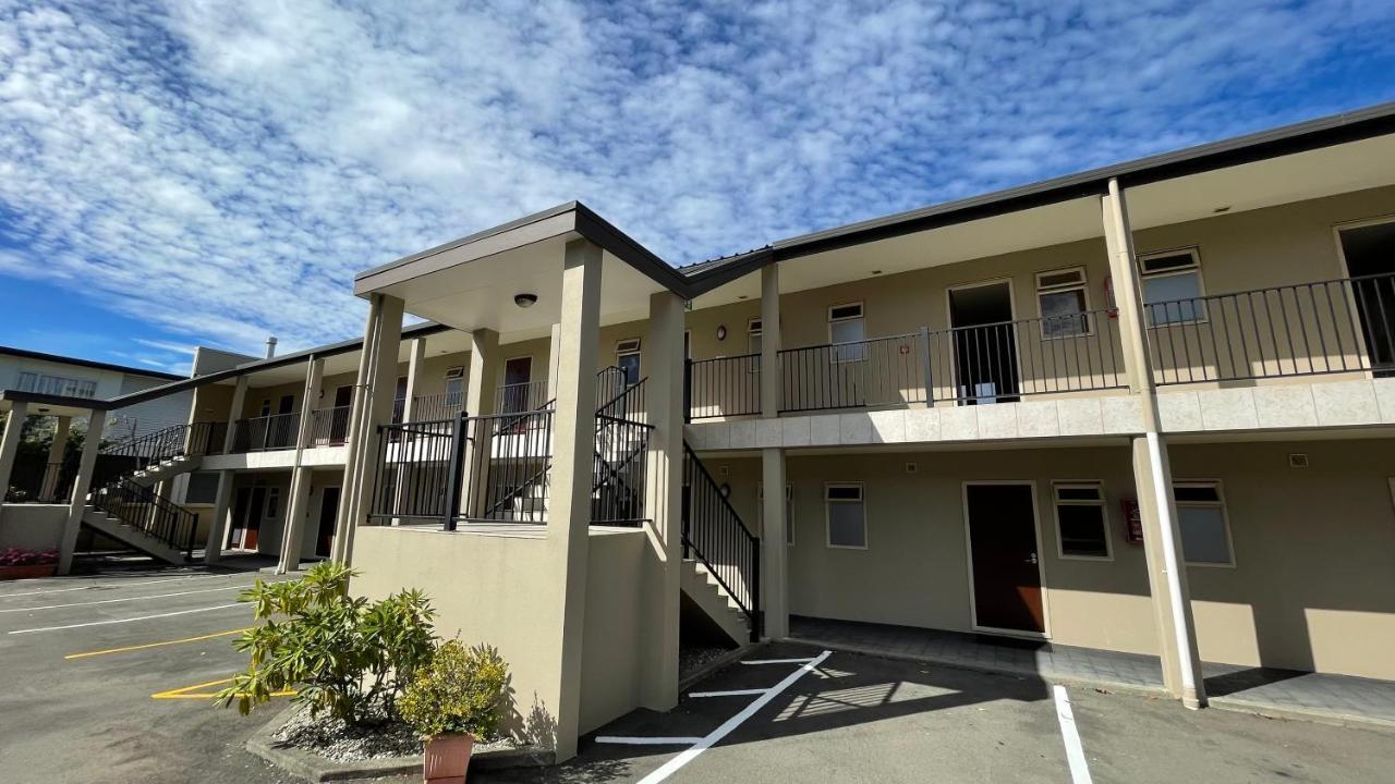 Chantillys Motor Lodge Таупо Экстерьер фото