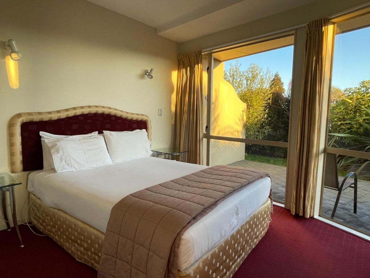 Chantillys Motor Lodge Таупо Экстерьер фото