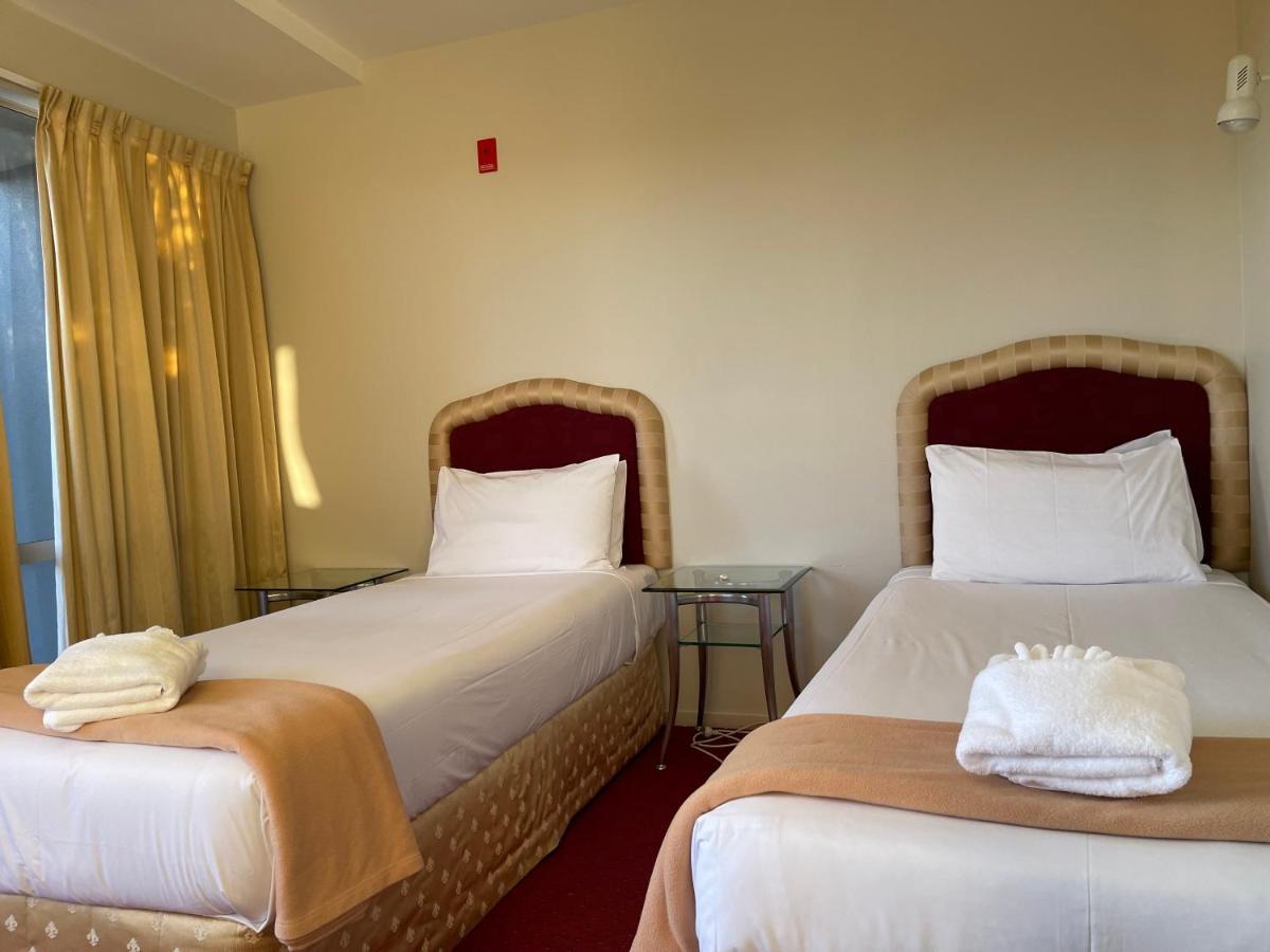 Chantillys Motor Lodge Таупо Экстерьер фото