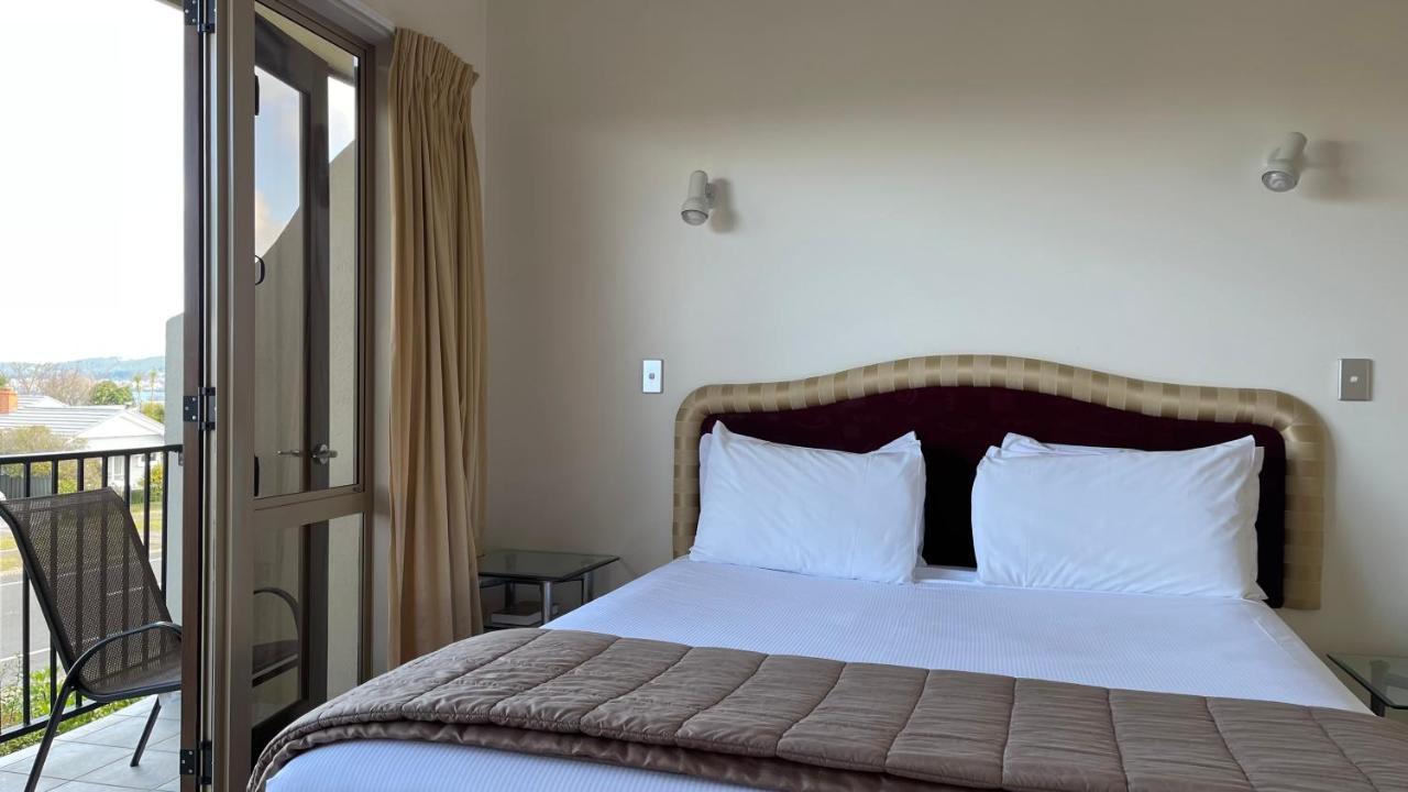 Chantillys Motor Lodge Таупо Экстерьер фото
